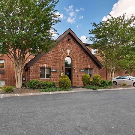 Extended Stay America Select Suites - Charlotte - University Place - E Mccullough Dr Exterior foto