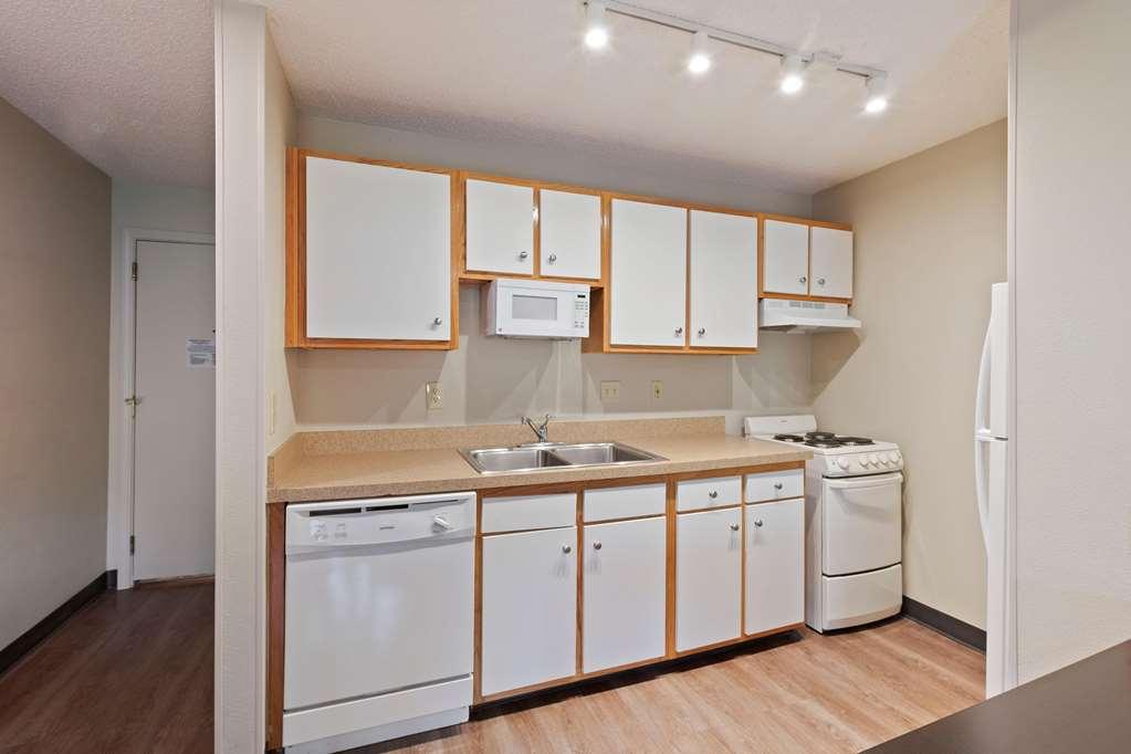Extended Stay America Select Suites - Charlotte - University Place - E Mccullough Dr Habitación foto