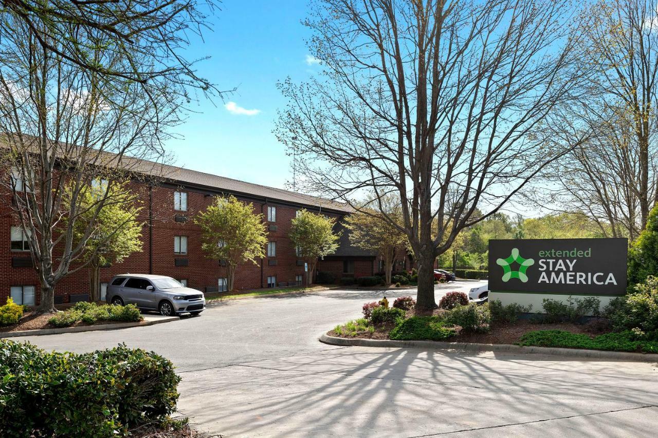 Extended Stay America Select Suites - Charlotte - University Place - E Mccullough Dr Exterior foto